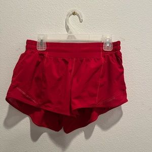 Lululemon Hotty Hot Shorts 2.5